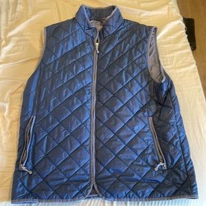 Vineyard vines vest